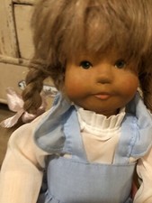 KRAMER PUPPE  GUCK IN DIE WELT