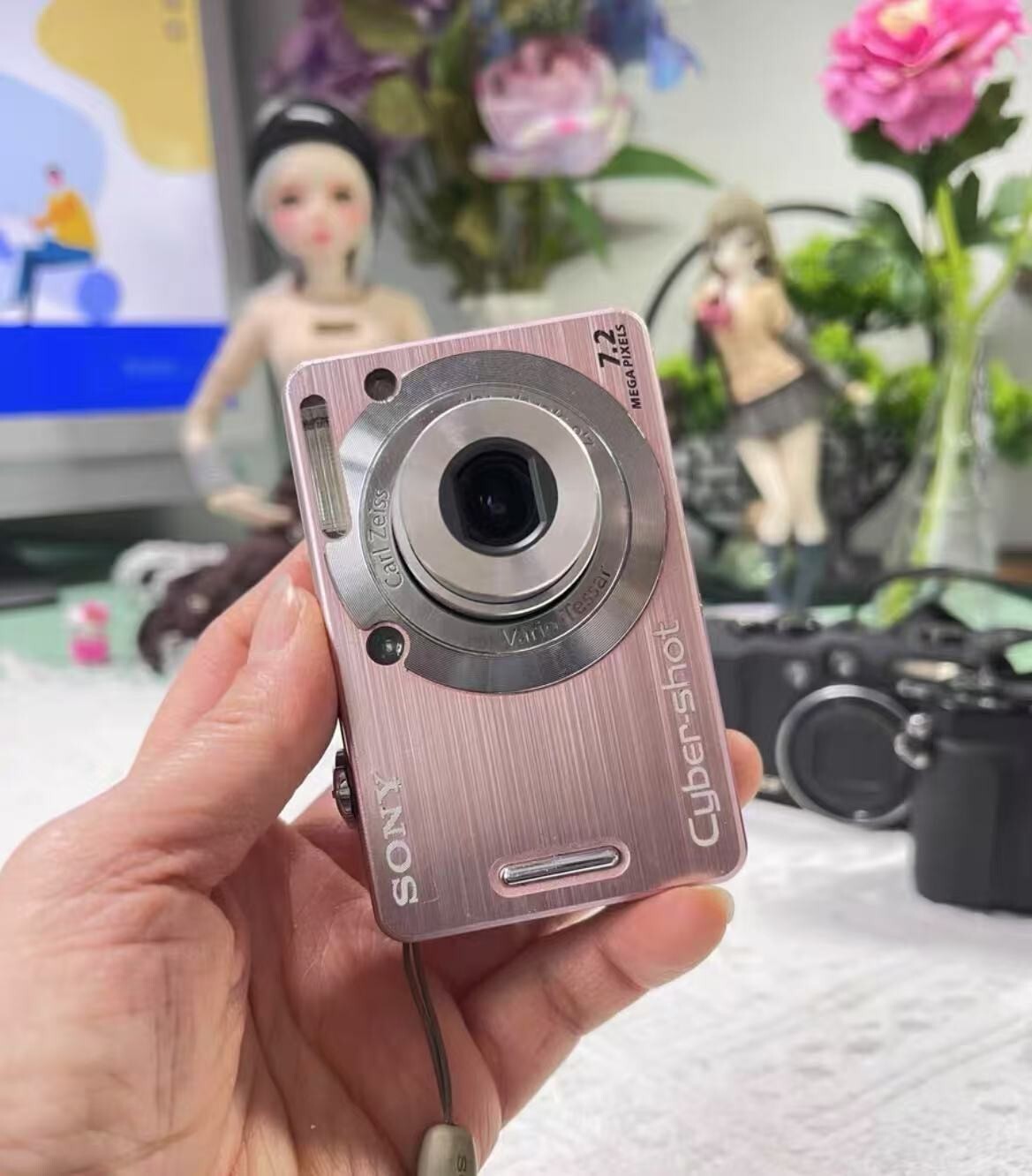 Sony Cyber-shot DSC-W55 7.2MP 3x Optical Zoom Digital Camera Pink English