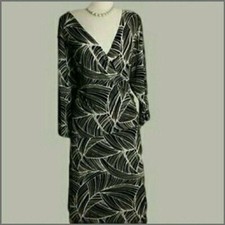 Women's Black and White Swirl Plus Size Dress Size 3X