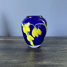 Cobalt Blue Yellow Flowers Vase Art Glass Unsigned 5.5" Tall Urn Thick Heavy