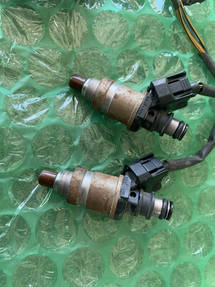 1993-1997 Honda civic Del Sol injectors with ￼ clip connectors, ￼￼ OEM - Image 4 of 4