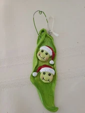 PolarX Two peas in a pod cute Christmas ornament santa hat 5"