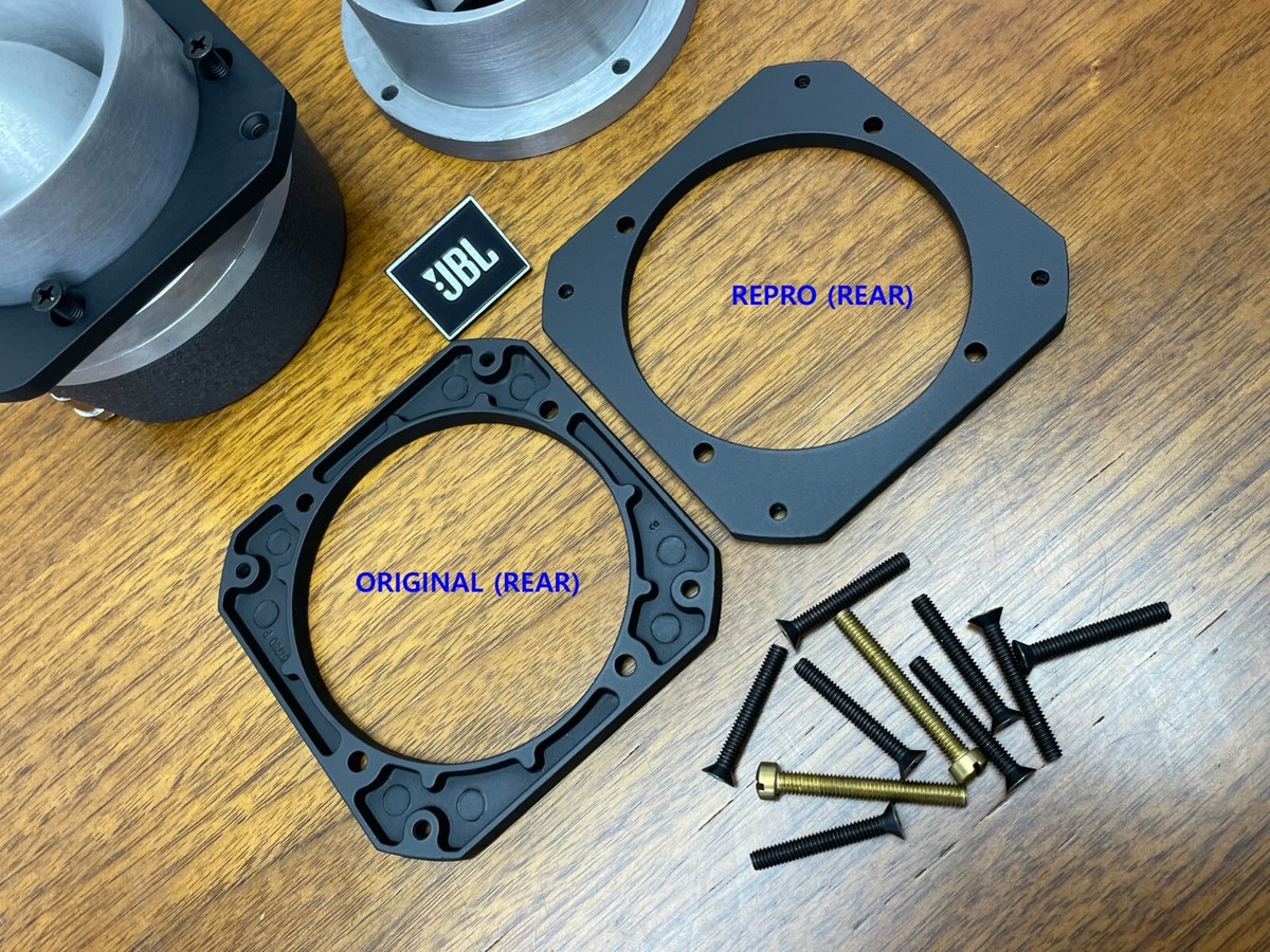 JBL 075・2402用の取り付け　純正 ！馬蹄形フランジ　✨美品！✨ JBL 075・2402用の取り付け 純正 ！馬蹄形フランジ ✨美品