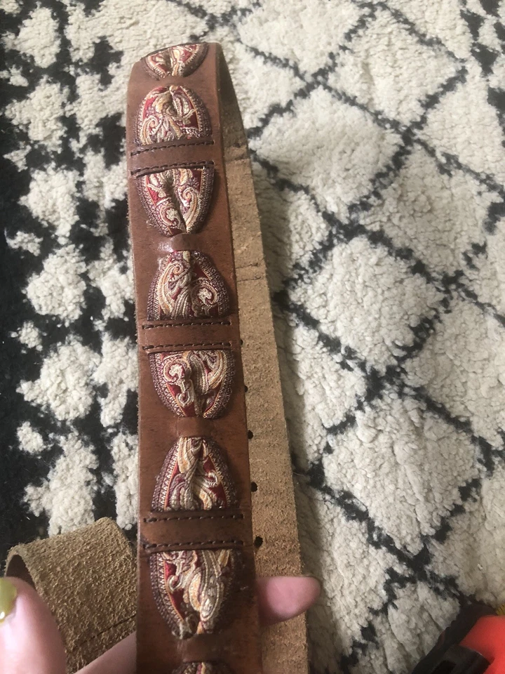 "Cinturón Lucky Brand talla 32"" tela de cuero marrón incrustación de cachemira hebilla de latón de colección" Foto 4 de 4
