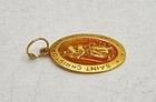 14K Yellow Gold Saint Christopher Protect Us Medal Pendant Oval Tested 1.5g — photo 3