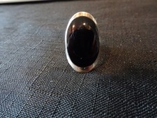  793--LARGE VINTAGE BLACK ONYX RING -925--SIZE--8 1/2-NICE