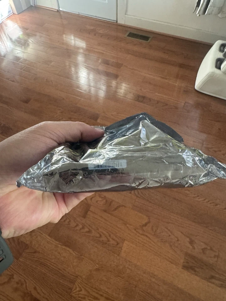 Seagate IronWolf 4TB, Internal, 5400 RPM, 3.5 in (ST4000VN006) Hard Drive - Image 3 of 4