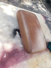 2011-21 Jeep Grand Cherokee Overland Center Console Lid Armrest Saddle Oem 2011-21 Jeep Grand Cherokee Overland Center Console Lid Armrest Saddle Oem