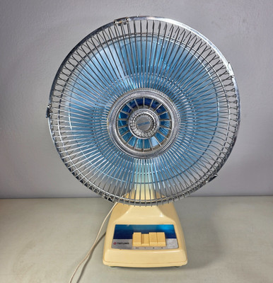 Vintage Tatung 12'' Desk Fan LC-12W Blue Blade 3-Speed Taiwan Read Description