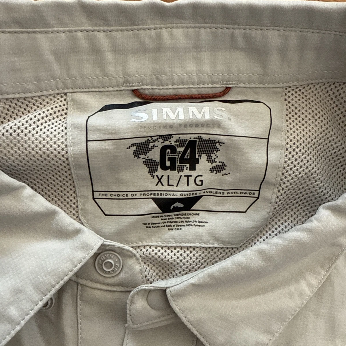 Camisa de Pesca Simms G4 TriComp Para Hombres XL Hueso Manga Larga Ventilada Bolsillo con Cremallera