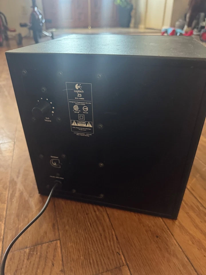 Logitech Z3 2.1 Lautsprechersystem mit Subwoofer - getestet, toller Klang! - Bild 2 von 2
