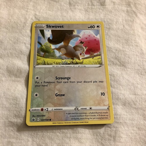 Skwovet 127/198 Reverse Holo Chilling Reign NM Pokemon card