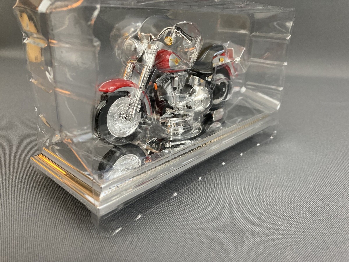 Maisto Harley Davidson FLSTF Fat Boy 1/18 Scale Red/Silver NIB w