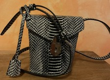 CALVIN KLEIN Borsa a Tracolla Lock Black/White Collezione Unlocked 2019