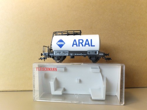 Fleischmann HO 5403 DB ARAL 2-Achs Ölkesselwagen weiß & blau schwarz Fahrgestell | Condition: Used