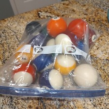 Vintage Classic Professional Pool Billiard Balls Set of 16 Balls Complete