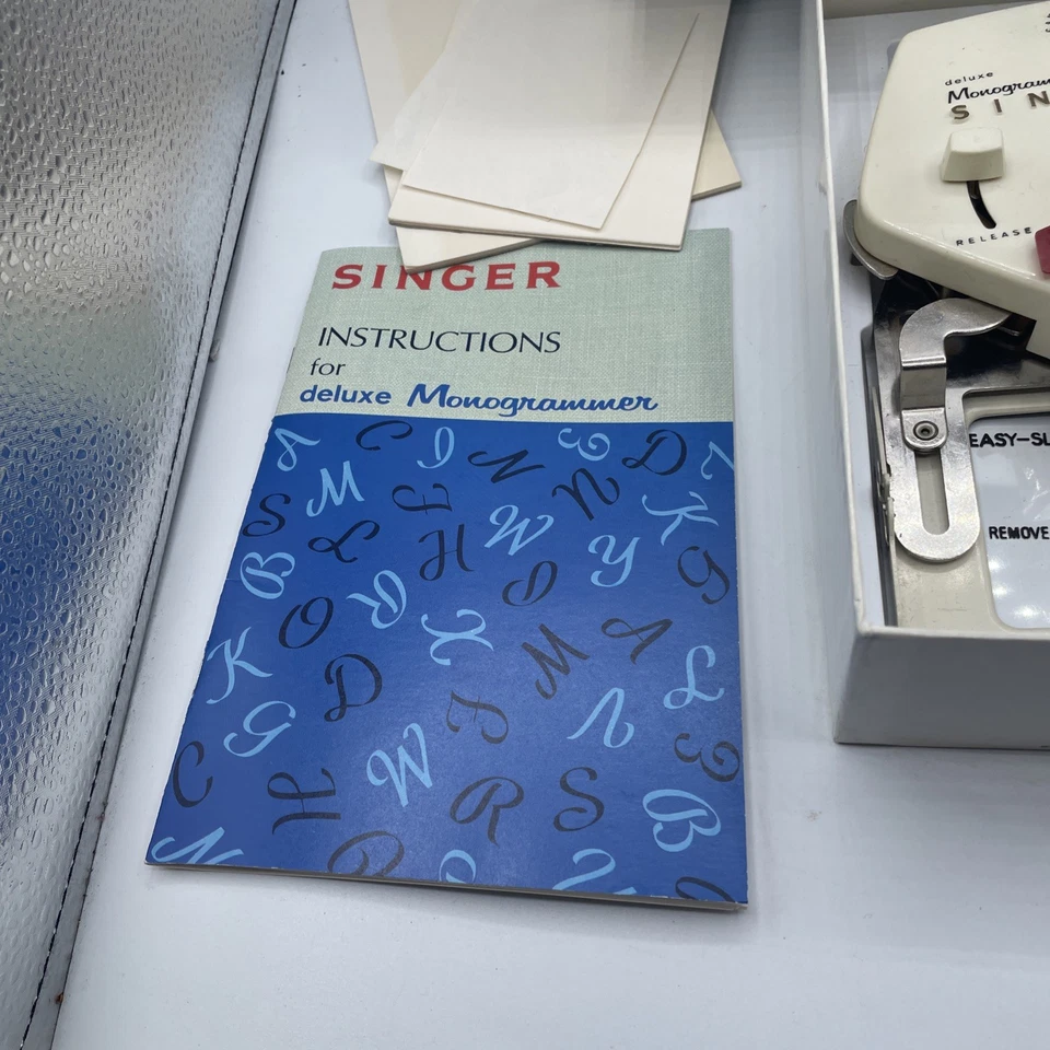 Vintage Singer Deluxe Monogrammer Slant Needle Zig Zag Original Boxes - Image 3 of 4