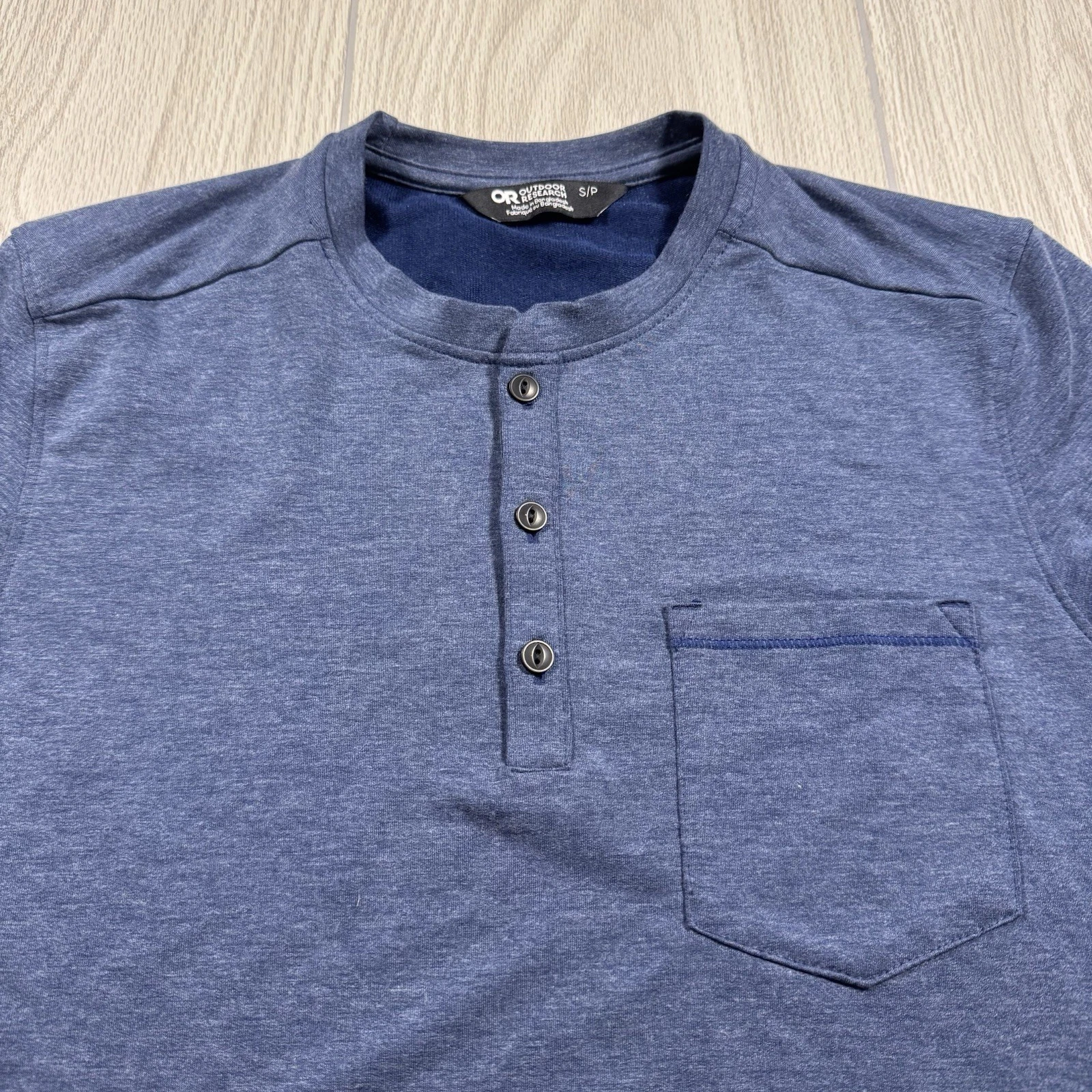 Outdoor Research Pocket Henley Shirt Men’s S Blue Stretch Base Layer Hiking EUC