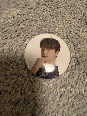 SEVENTEEN Cafe Can Badge Dino