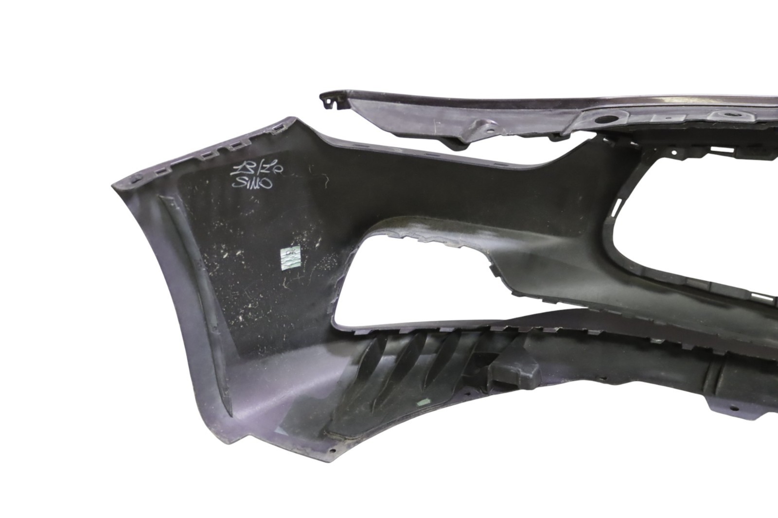 Maserati Ghibli Front Bumper Cover Skin 6700249660 2014 2015 2016 2017 OEM