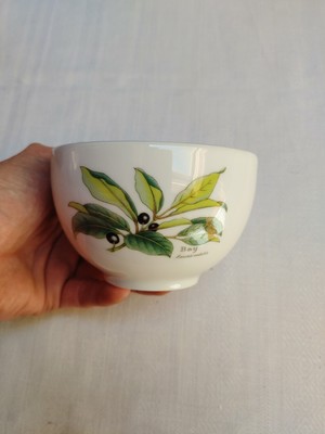 Royal Worcester ''Royal Herbs'', Olivenschale, Dipschale, Snackschale, 10x6,5 cm