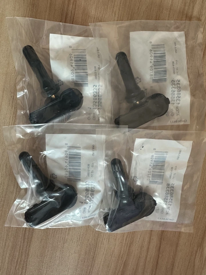 4x Genuine 13586335 TPMS Tire Pressure Monitoring Sensor GM Chevy GMC Buick - Image 4 of 4
