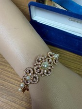 JACQUELINE KENNEDY CAMROSE & KROSS PEARL GOLD STATEMENT BRACELET REPLICA