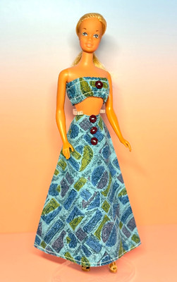 70 s MOD Style Barbie Clone Doll Blue Patterned Summer Skirt & Tube Top