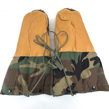 USGI Extreme Cold Weather Mitten Set Woodland Camo Medium "NEW"