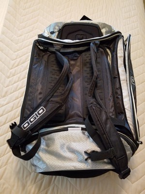 ogio endurance 9.0 travel duffel