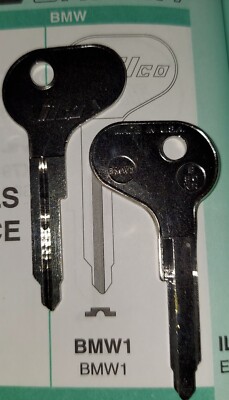 B80NR, BMW1, BM3, Vintage (1) Key Blank.