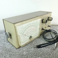 Heathkit IM-28 Vacuum Tube Volt Meter VTVM Probe + Leads Vintage POWERS ON