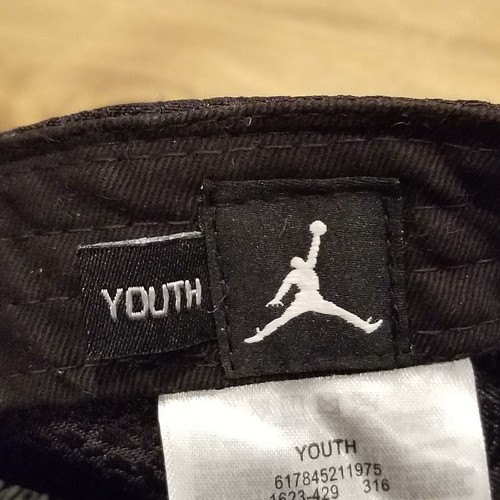 Jordan Hat Cap Snapback Youth Kids Boys Black Metal Jumpman Logo One Size - Picture 7 of 9