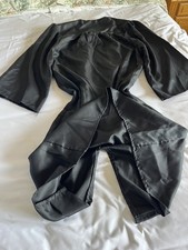 Jostens "The Elements Collection" Black Graduation Gown Size 5'4"-5'6"