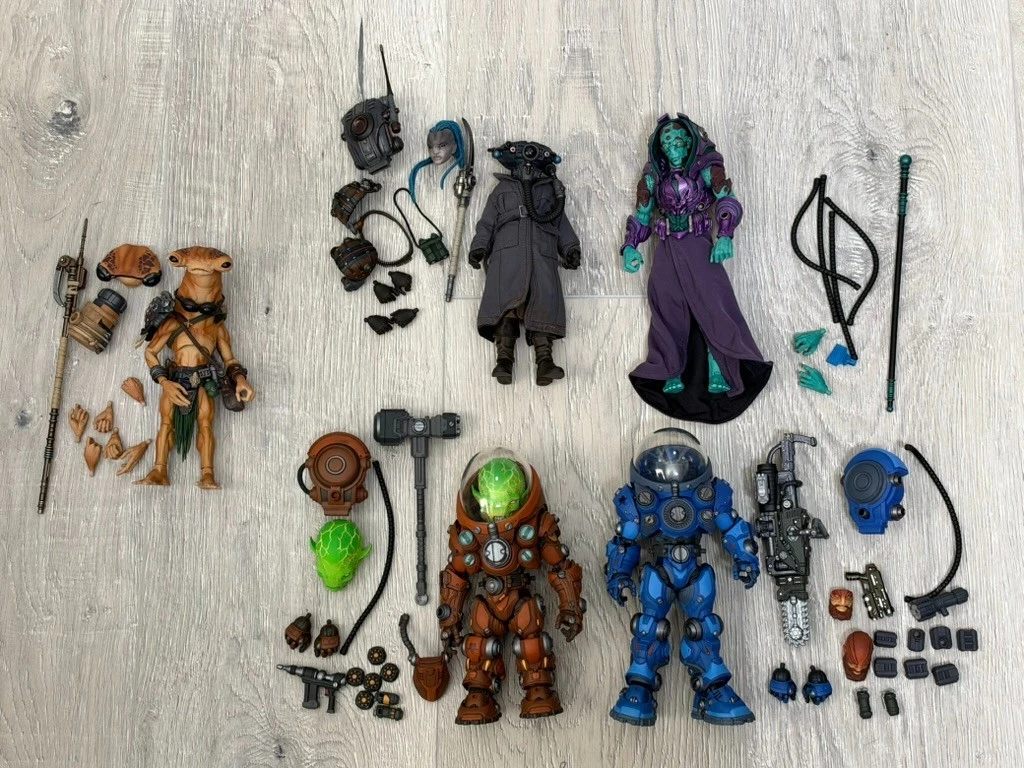 4 Horsemen Cosmic Legions LOT Vellok Speer, Dormoo Viis, Orvar, Ukha, Kurnn Ray - product detail image 1