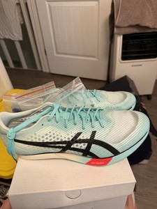 Asics Heatspurt Track Spikes White Blue Red Tokyo 1093A124 Mens 8 Womens 9.5 ASICS Track Spikes 1093A124 Tokyo White Blue Men main image 4