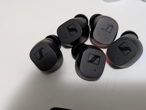 LOT 33 Sennheiser CX True Wireless Earbuds - Black CX200TW1C - Picture 2 of 3