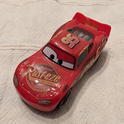 Carrera Cars Lightning McQueen Rust-eze Nr. 95 Spielzeugauto rot