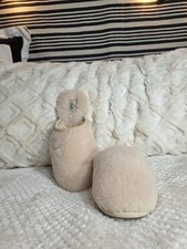 Uggs Fluff Slippers Size 10 Women's