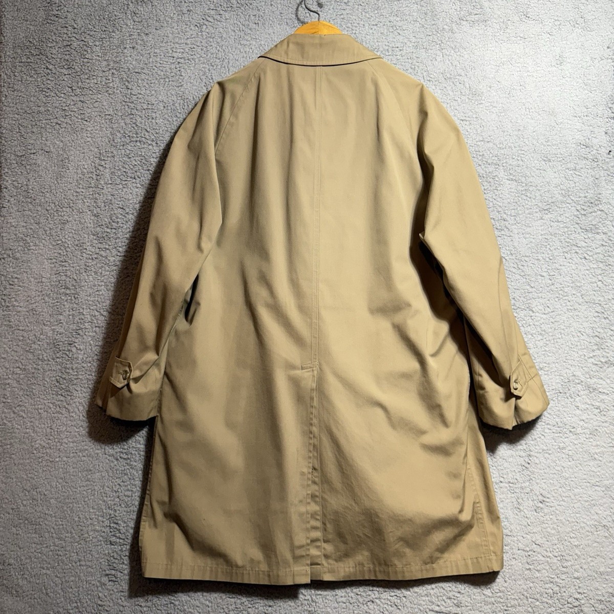 London Fog Khaki Trench Coat Mens 44R With Fur Liner Removable