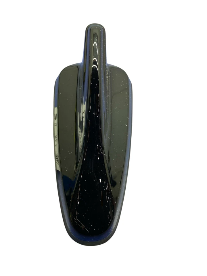 AUDI Q4 E-TRON 2022-2024 ALETA DE TIBURÓN TECHO RADIO Y ANTENA CONJUNTO *ARAÑAZOS* Foto 2 de 4