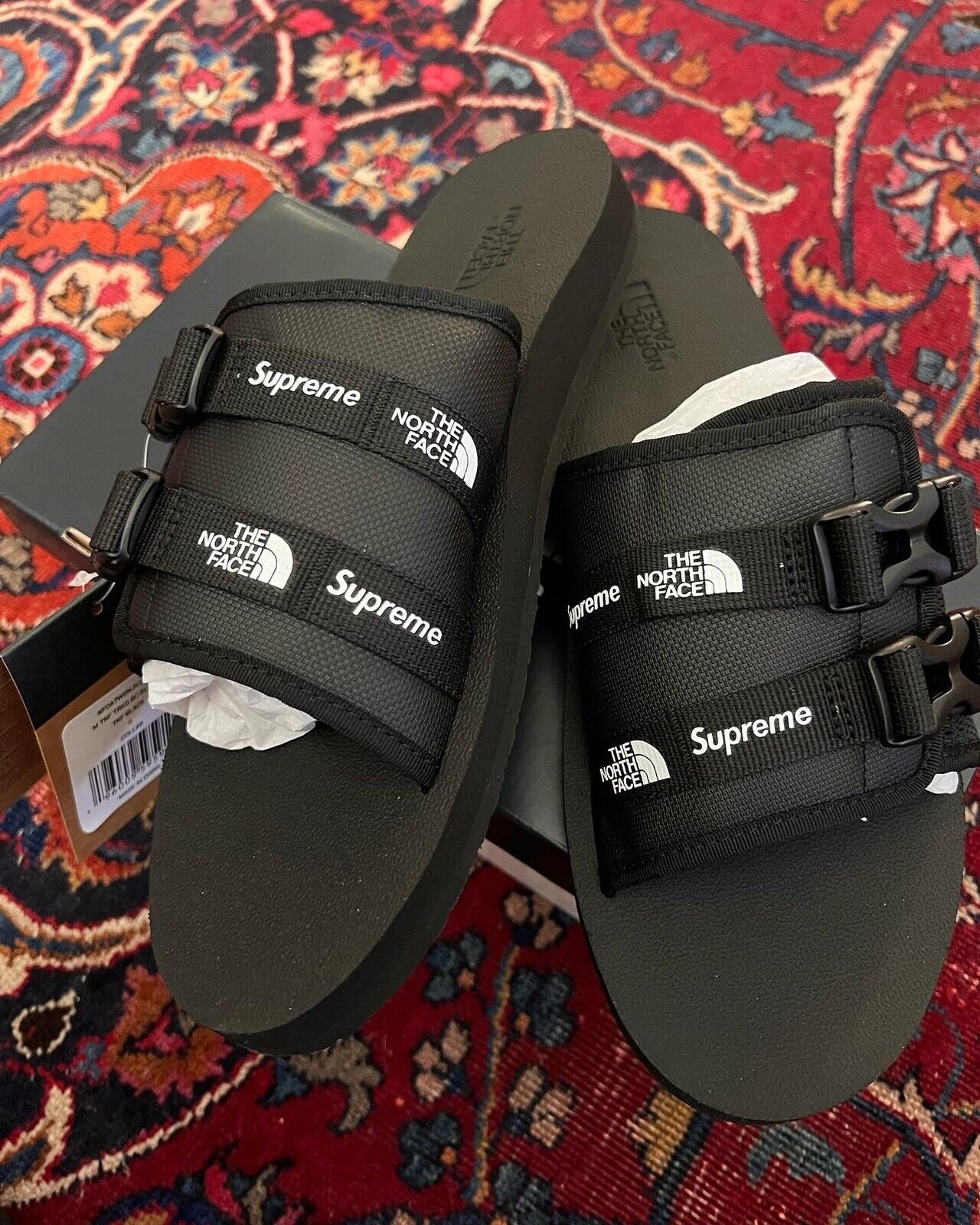 Globe Supreme Men's Sandals