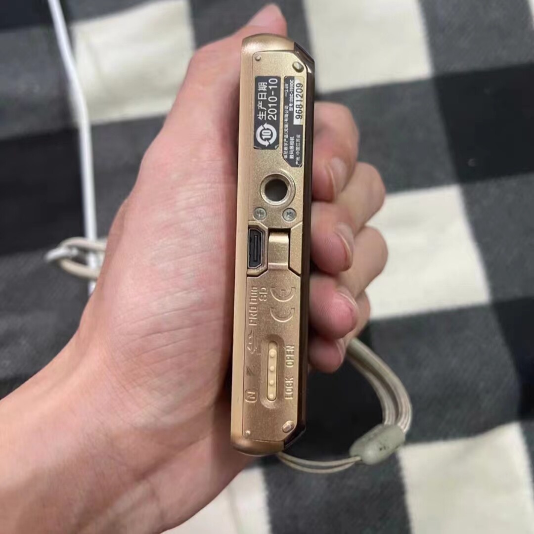 SONY Cyber Shot DSC-T99D 14.1MP CCD Vintage Digital Camera Gold | eBay