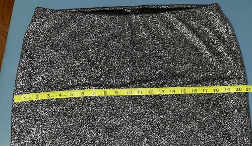 Torrid Silver & black sparkly pencil Size 2 skirt stretchy lined pull on - Picture 11 of 11
