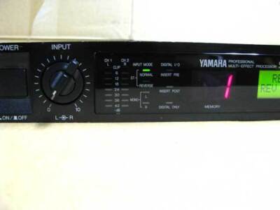 YAMAHA PROFESSIONAL MULTI-EFFECT PROCESSOR SPX1000 - Simple