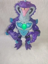 Beast Lab Stealth Strike Reptile COBRA Action Figure With Lights And Sounds RARE