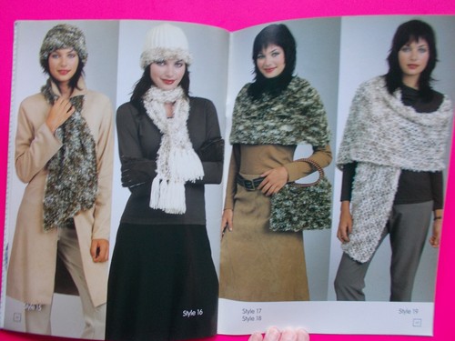 PATONS - FEATHERS & ZHIVAGO & #1238 - 22 STYLES KNITTING PATTERNS **LIKE NEW - Imagen 10 de 11