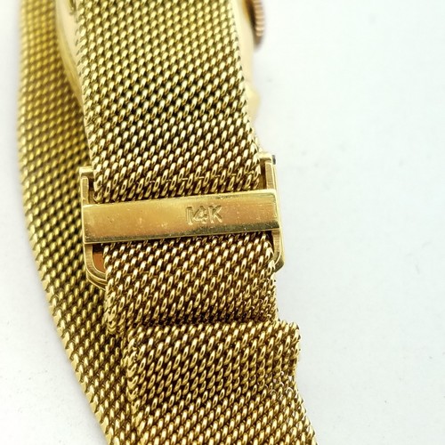 Reloj de pulsera suizo vintage con correa de malla de oro de 14K para dama - Imagen 6 de 10