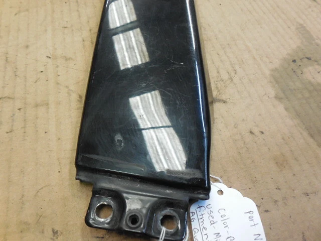 Audi A6 1998-2004 pasajero derecho exterior pilar B moldura negra Foto 2 de 4