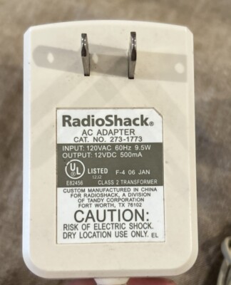 その他 AC / DC Super Vintage AC Adaptor Radio Shack Cat No: 273-1773 White